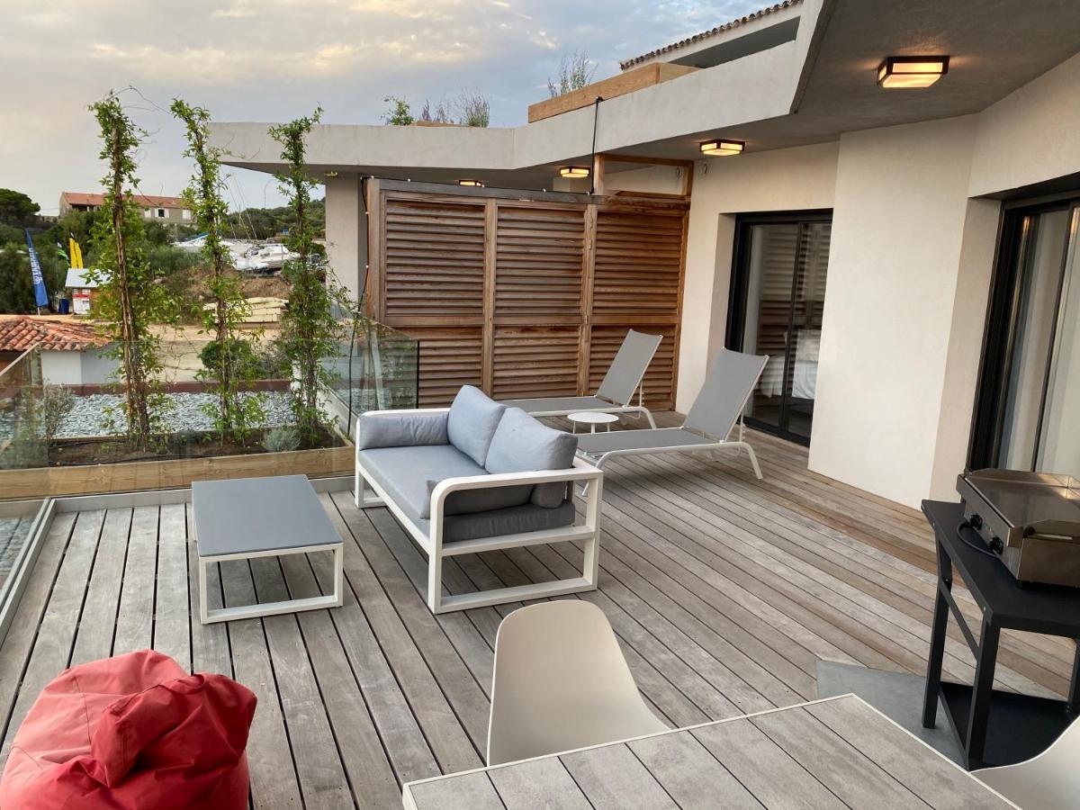 Residence Capriona Porto Pollo Exterior photo