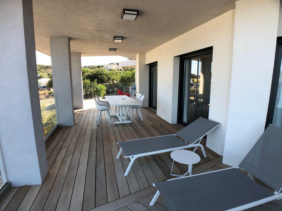 Residence Capriona Porto Pollo Exterior photo