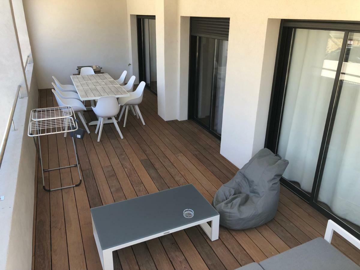 Residence Capriona Porto Pollo Exterior photo