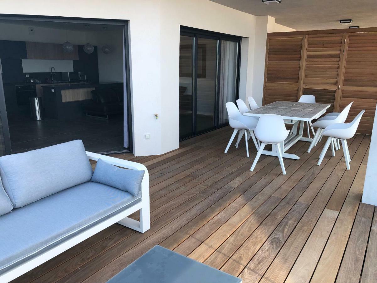Residence Capriona Porto Pollo Exterior photo